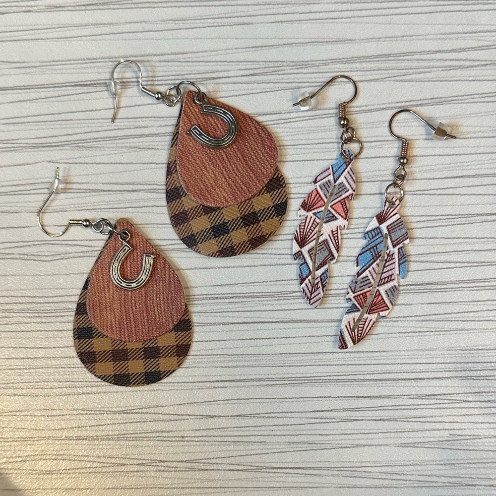 Earrings set of 2
